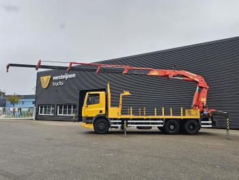 DAF CF 85.330 ATI / 40 t/m CRANE / KRAN / 8.500 km!